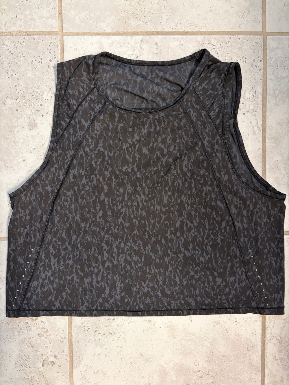 Lululemon | Sculpt Cropped Tank in Charcoal Leopard Camo | Sz 6